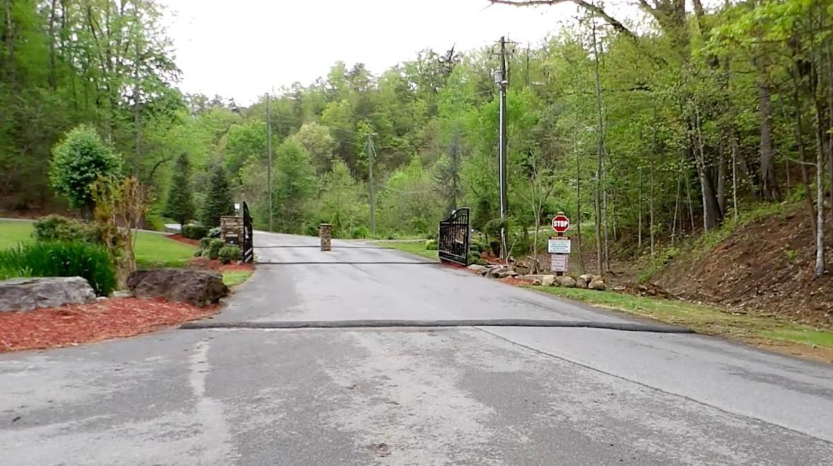 Beary Tale! Your Happily Ever After Starts Here! Sevierville Exterior photo